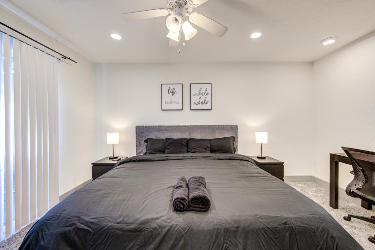 Trendy Midtown Apt, Walk To Shops & Sites, Pets Ok هيوستن المظهر الخارجي الصورة