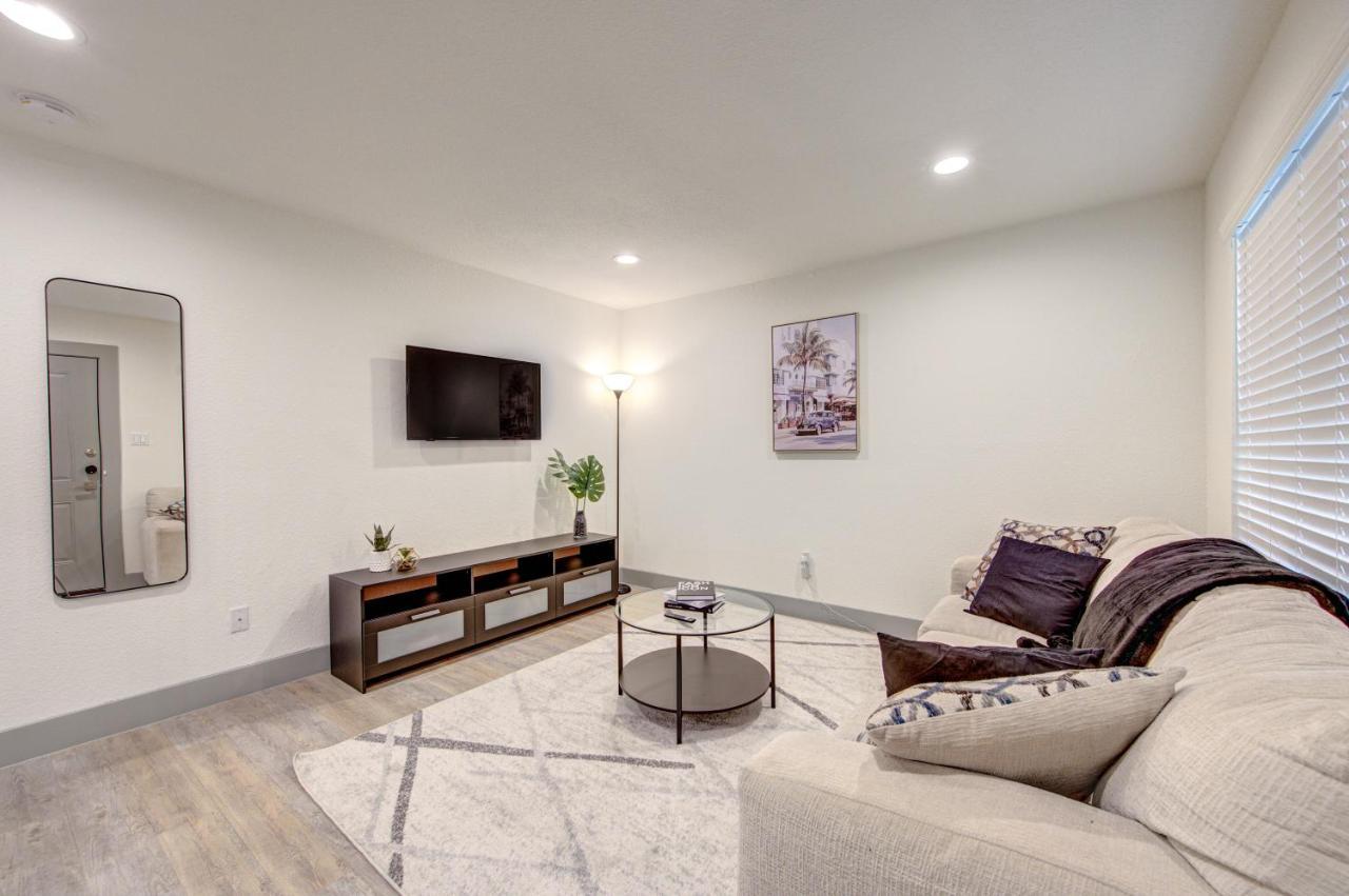 Trendy Midtown Apt, Walk To Shops & Sites, Pets Ok هيوستن المظهر الخارجي الصورة
