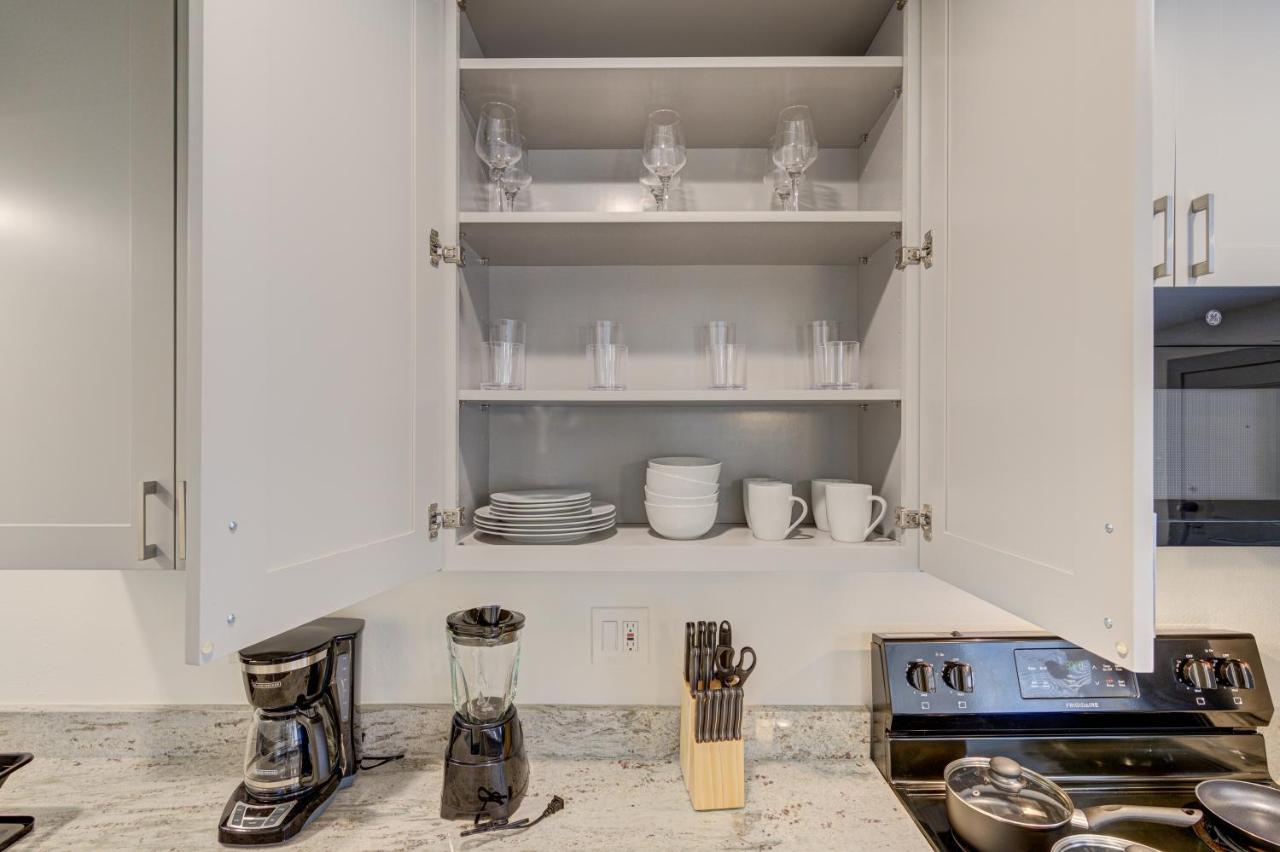 Trendy Midtown Apt, Walk To Shops & Sites, Pets Ok هيوستن المظهر الخارجي الصورة
