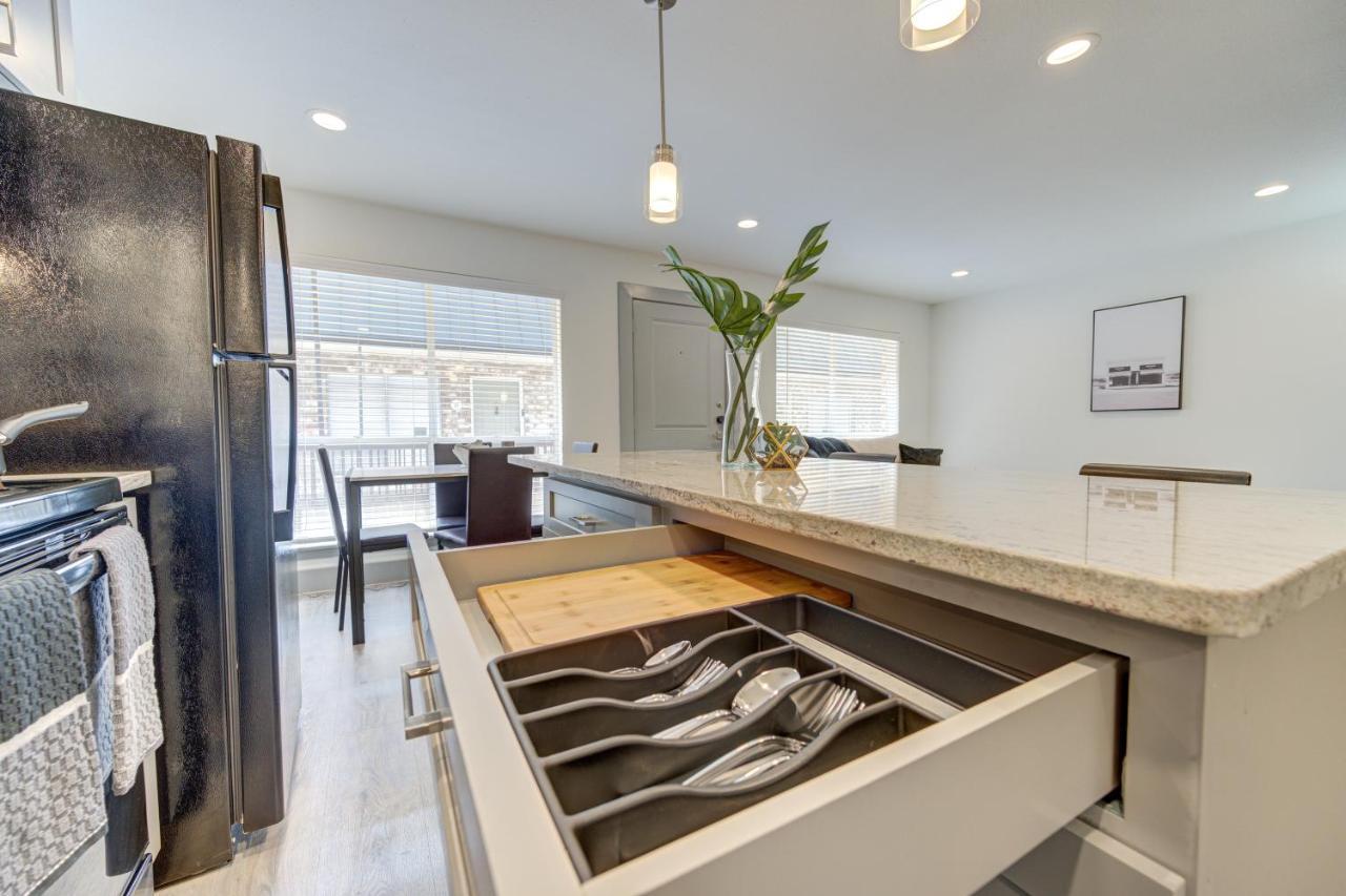 Trendy Midtown Apt, Walk To Shops & Sites, Pets Ok هيوستن المظهر الخارجي الصورة