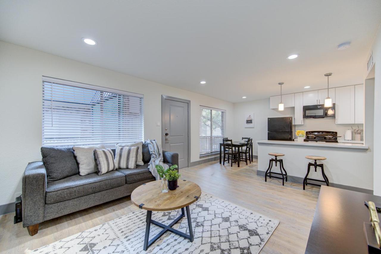 Trendy Midtown Apt, Walk To Shops & Sites, Pets Ok هيوستن المظهر الخارجي الصورة