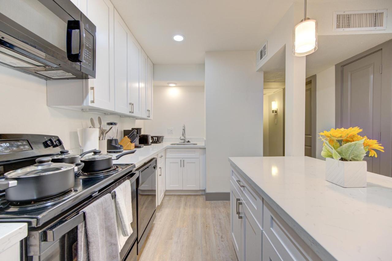 Trendy Midtown Apt, Walk To Shops & Sites, Pets Ok هيوستن المظهر الخارجي الصورة
