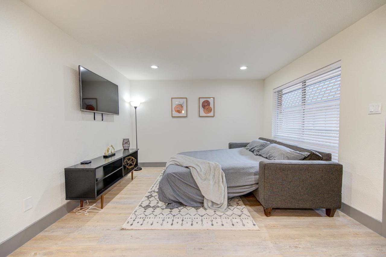Trendy Midtown Apt, Walk To Shops & Sites, Pets Ok هيوستن المظهر الخارجي الصورة