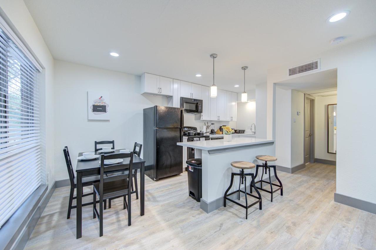 Trendy Midtown Apt, Walk To Shops & Sites, Pets Ok هيوستن المظهر الخارجي الصورة